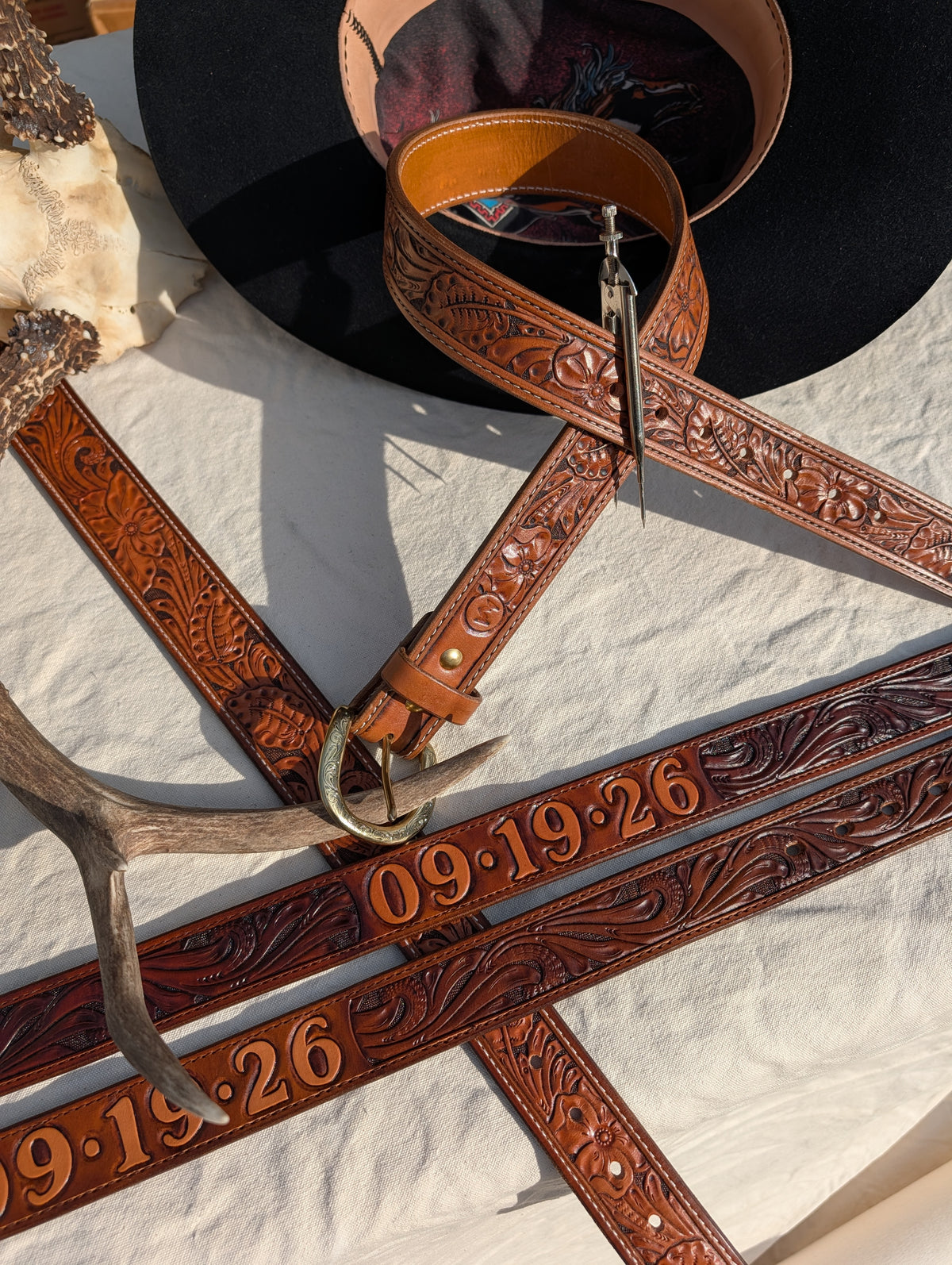 CUSTOM TOOLED BELT